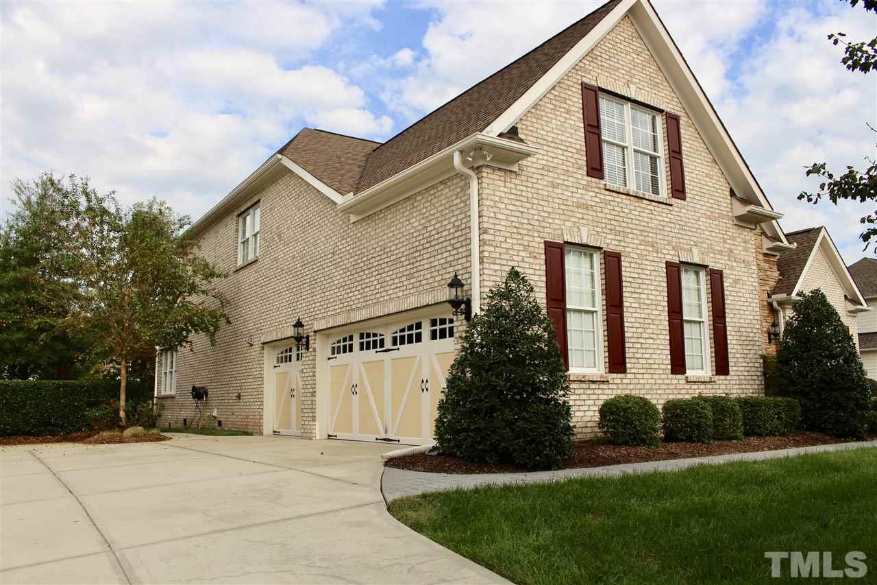 9618 Club Valley Way Raleigh, NC 27617 - Photo 2 of 25 Gallery Image 2