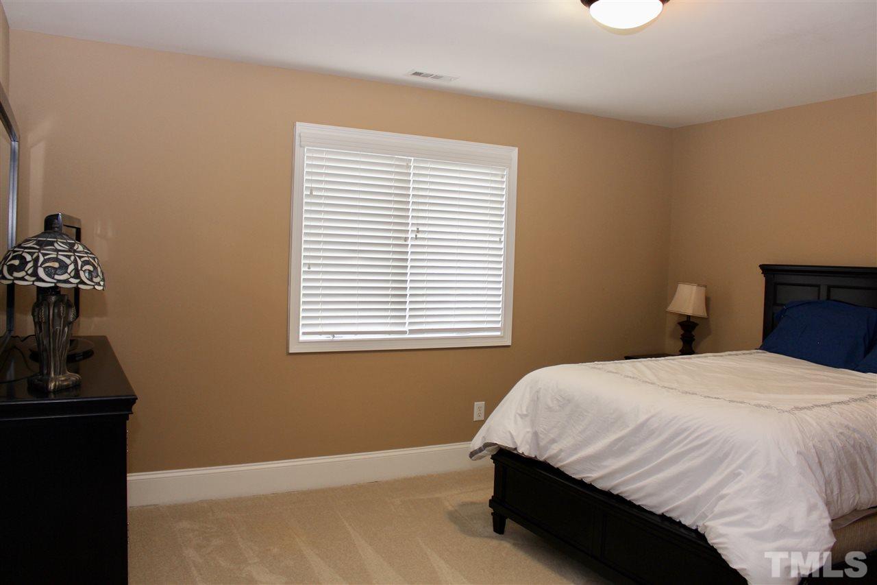 9618 Club Valley Way Raleigh, NC 27617 - Photo 17 of 25 Gallery Image 17