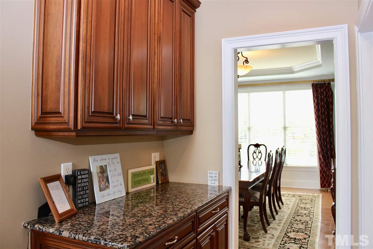 9618 Club Valley Way Raleigh, NC 27617 - Photo 6 of 25 Gallery Image 6