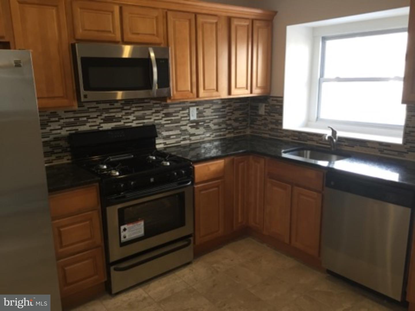 1225 Marlyn Road Philadelphia, PA 19151 - Photo 5 of 9 Gallery Image 5