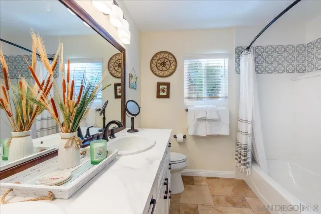 $1,175,000 | 2451 Country View Glen, Escondido, CA 92026