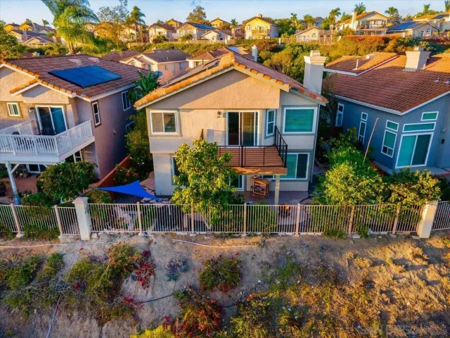 $1,175,000 | 2451 Country View Glen, Escondido, CA 92026