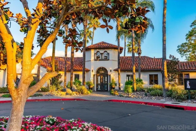 $1,175,000 | 2451 Country View Glen, Escondido, CA 92026