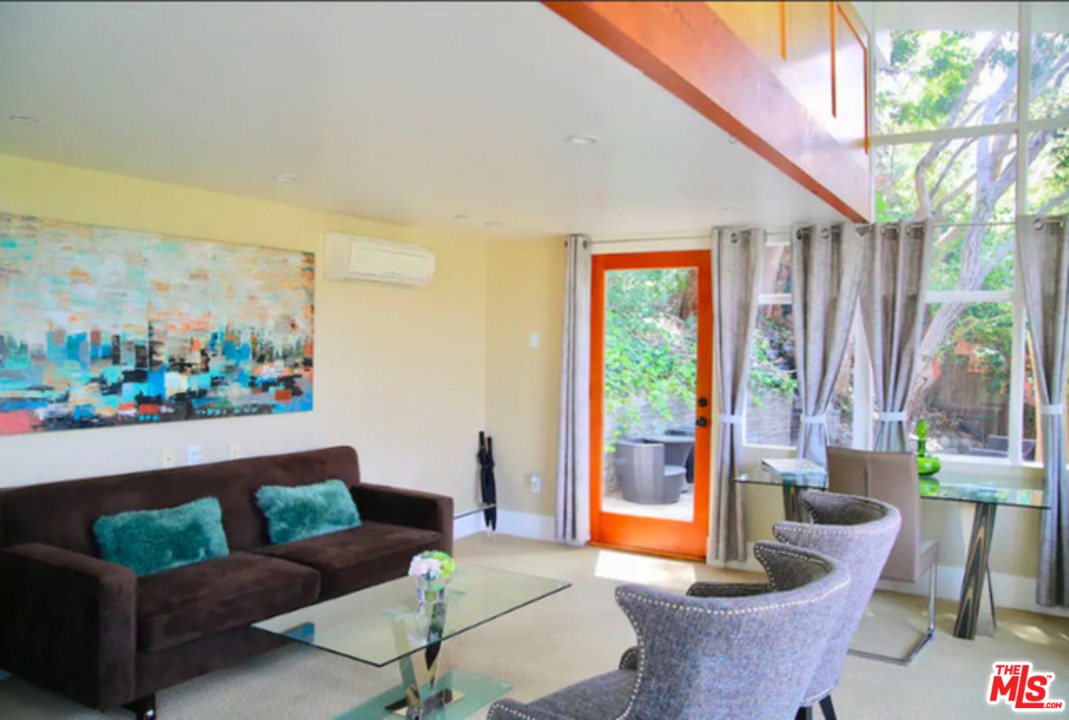 40 B Haldeman Road Santa Monica, CA 90402 - Photo 14 of 20