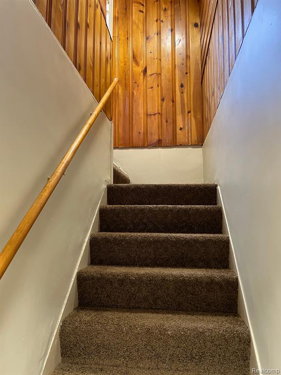 23721 David Avenue Eastpointe, MI 48021 - Photo 14 of 17