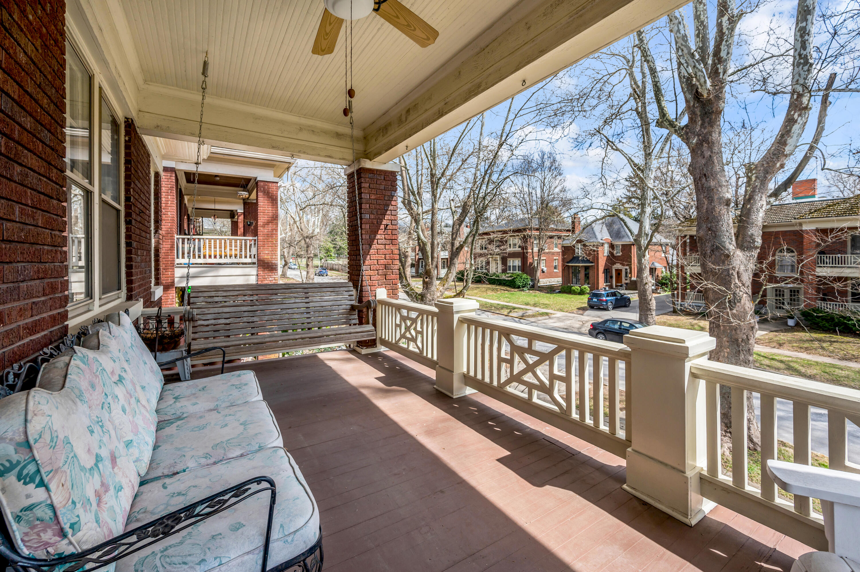221-223 Sycamore Road Lexington, KY 40502 - Photo 2 of 63 TDB_1375