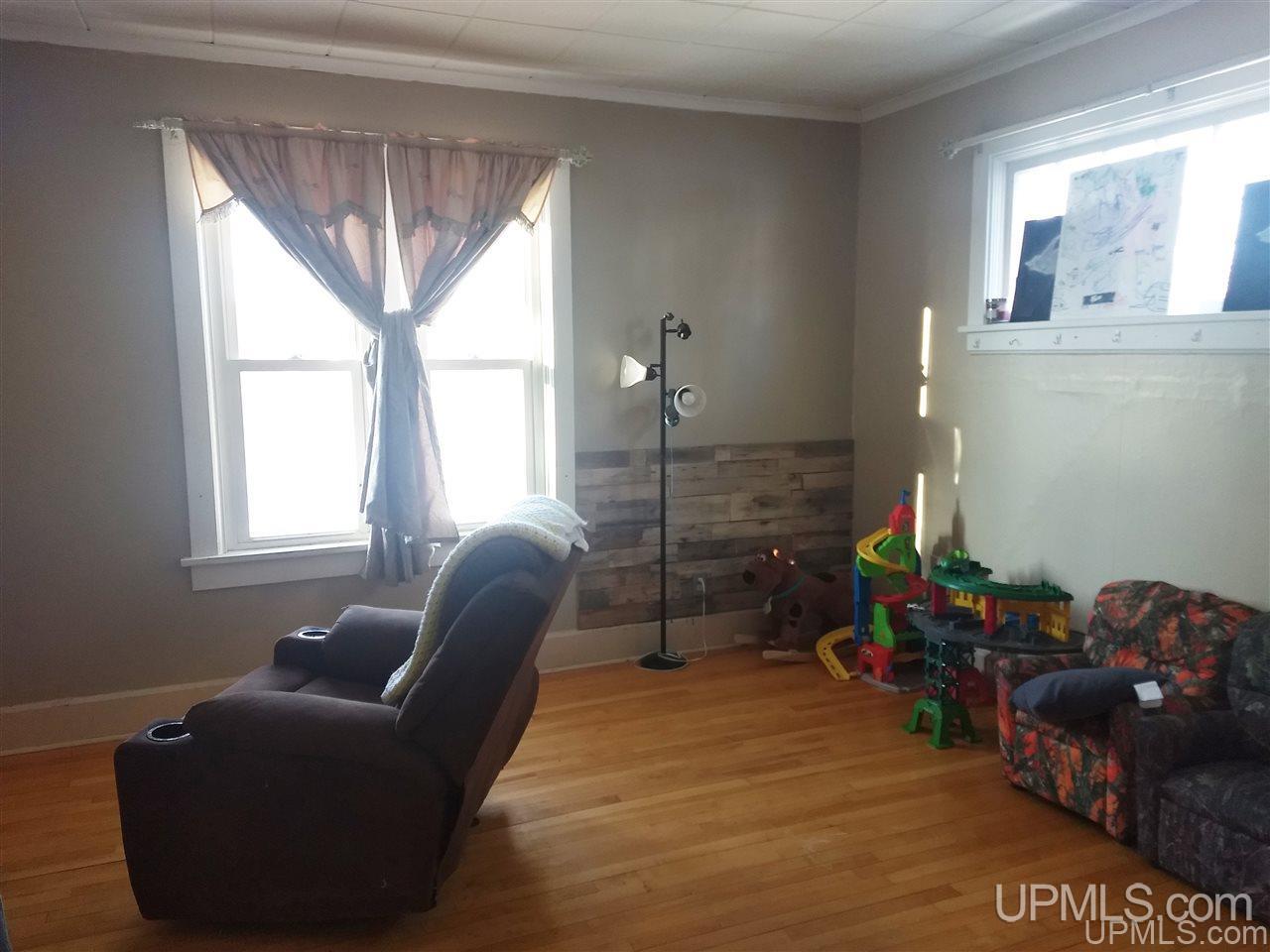 617 Michigan Street Ishpeming, MI 49849 - Photo 3 of 17 Gallery Image 3