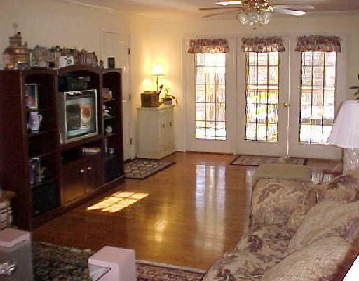 6121 Buckland Mill Road Roanoke, VA 24019 - Photo 2 of 5 Listing Photo