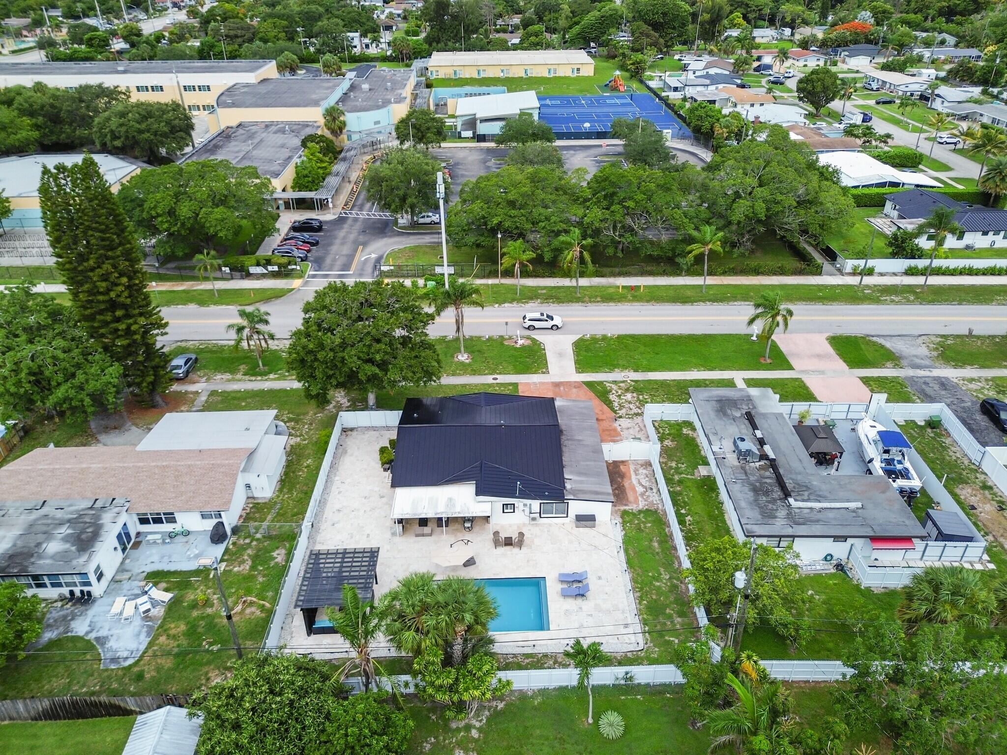 124 Davis Road Palm Springs, FL 33461 - Photo 42 of 44 00050 - 124 Davis Rd