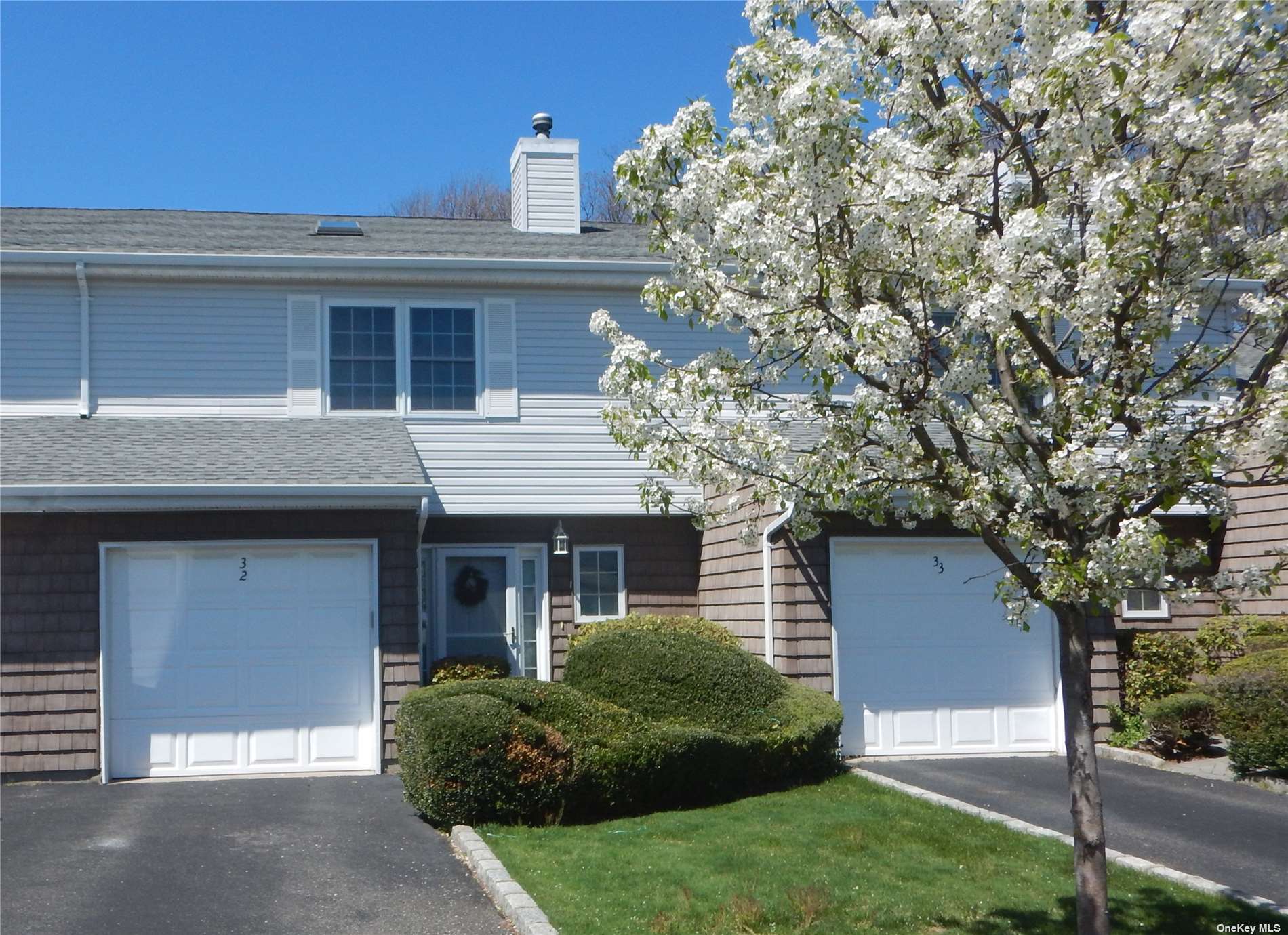 32 Sandy Hill Road, Unit 32 Commack, NY 11725 - Photo 1 of 1 Gallery Image 1
