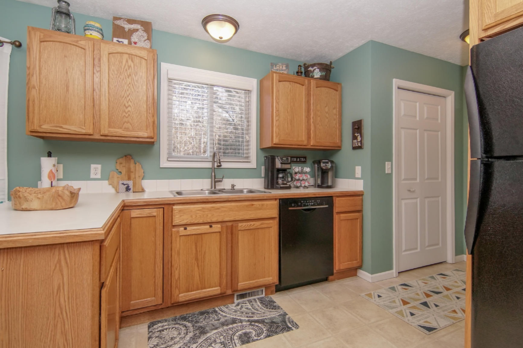3595 Ross Road Muskegon, MI 49445 - Photo 14 of 37 14