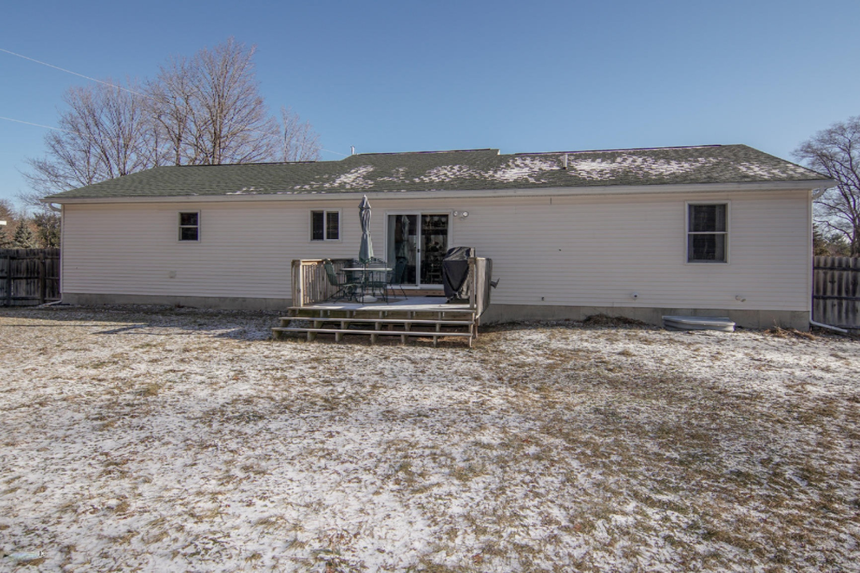 3595 Ross Road Muskegon, MI 49445 - Photo 4 of 37 4