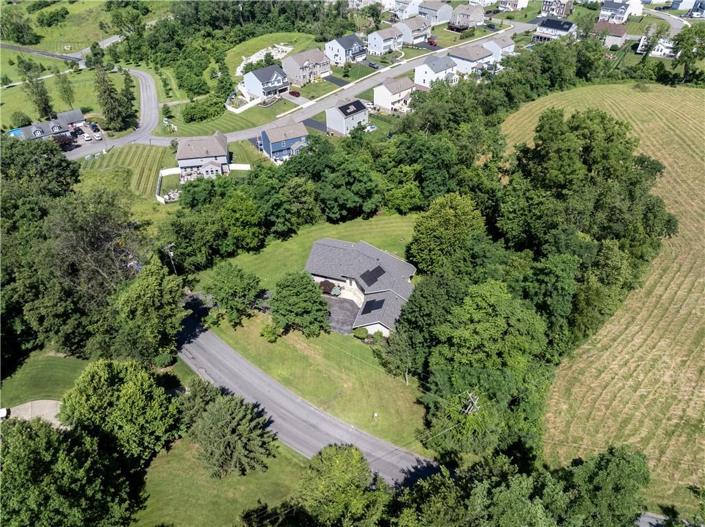 147 Lindley Road Canonsburg, PA 15317 - Photo 33 of 35 Cookie cutter? I don't think so.