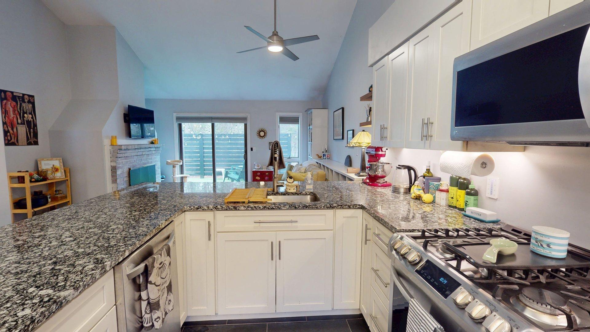 10 Hubbard Farms Road, Unit 7 Orono, ME 04473 - Photo 10 of 31 10-Hubbard-Farms-04182026_082818