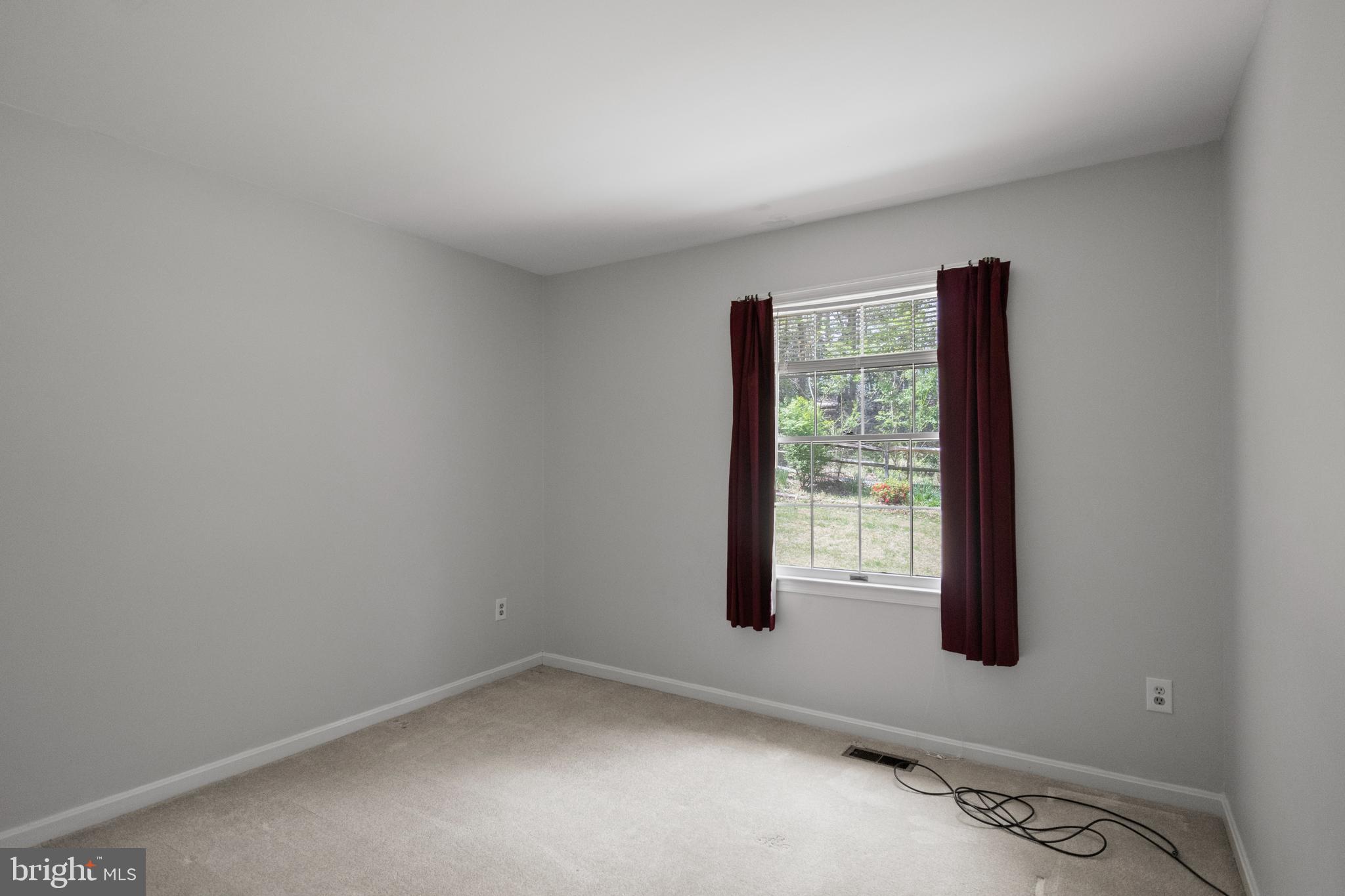 2162 Smoky Road Huntingtown, MD 20639 - Photo 20 of 38 Bedroom 3