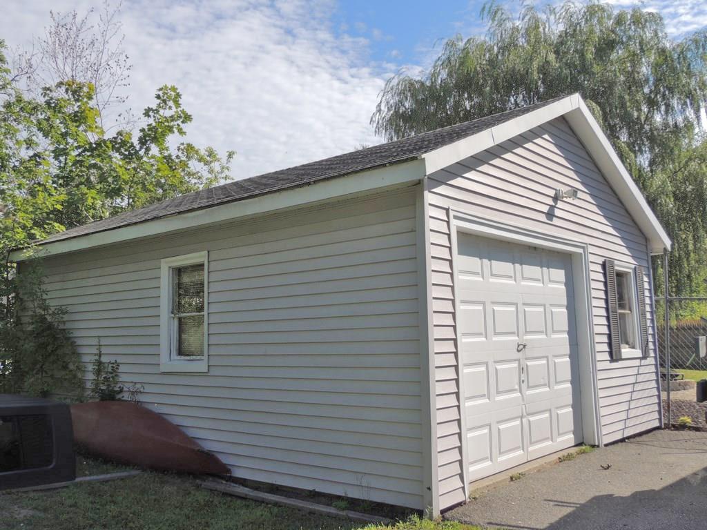 107 Thornton Road Bangor, ME 04401 - Photo 8 of 34 Photo