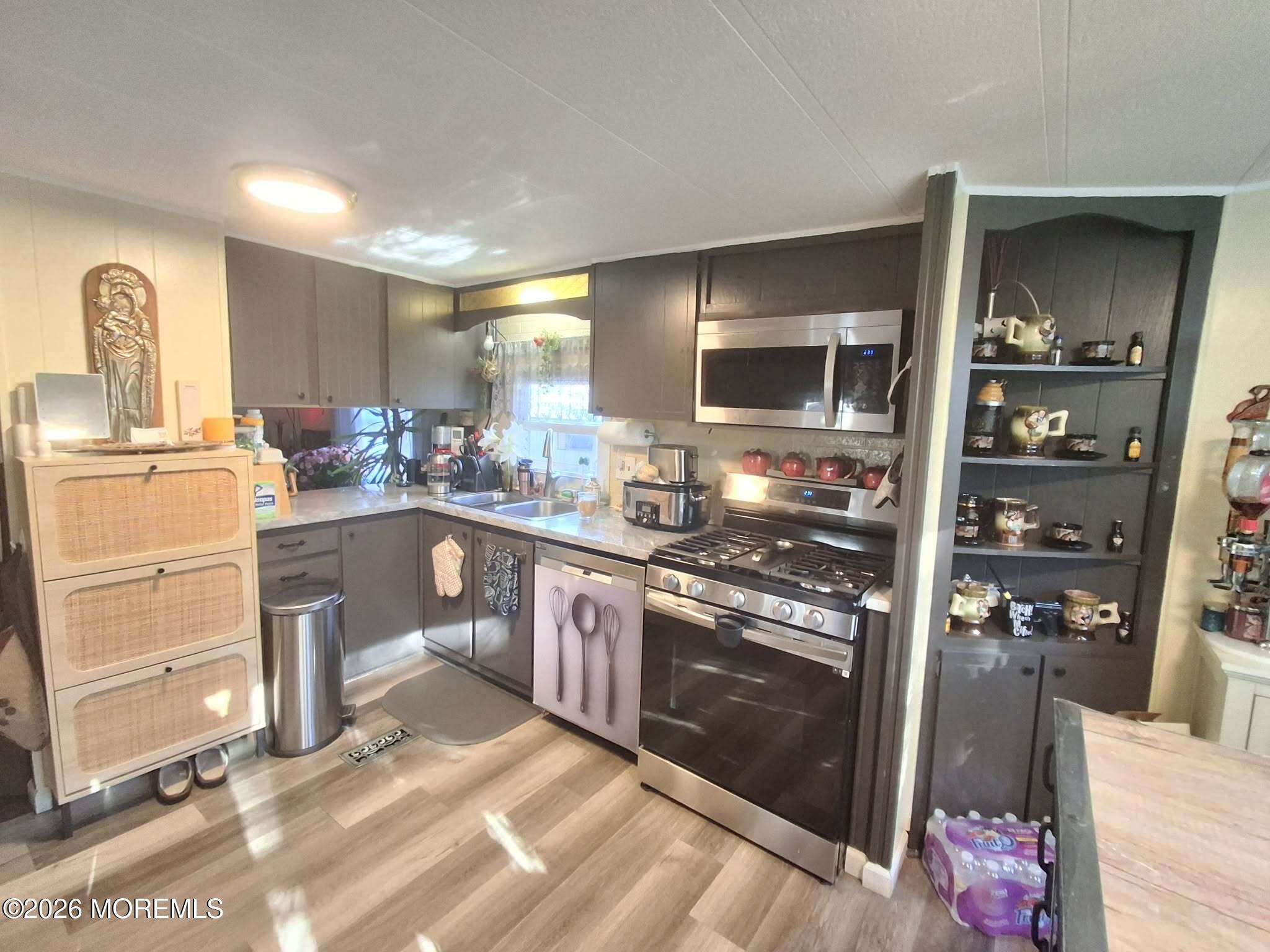 14 Alexander Avenue Jackson, NJ 08527 - Photo 3 of 34 dhfhdhdhdhhhh