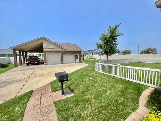 $379,000 | 1992 Austin James Lane, Seymour, IN 47274