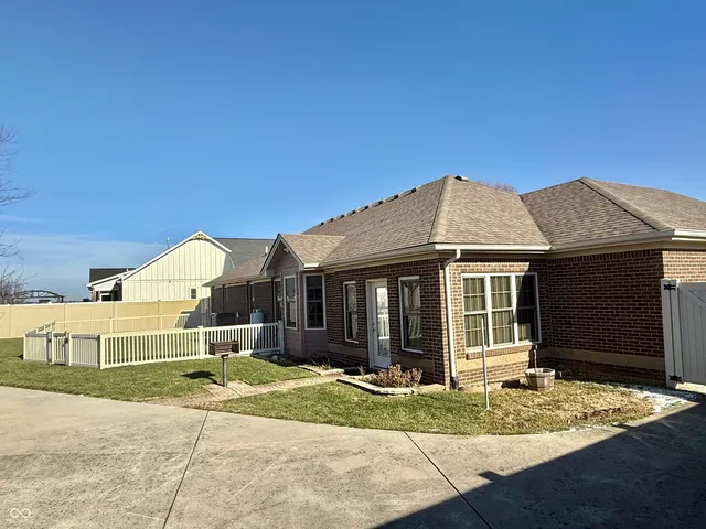 $379,000 | 1992 Austin James Lane, Seymour, IN 47274