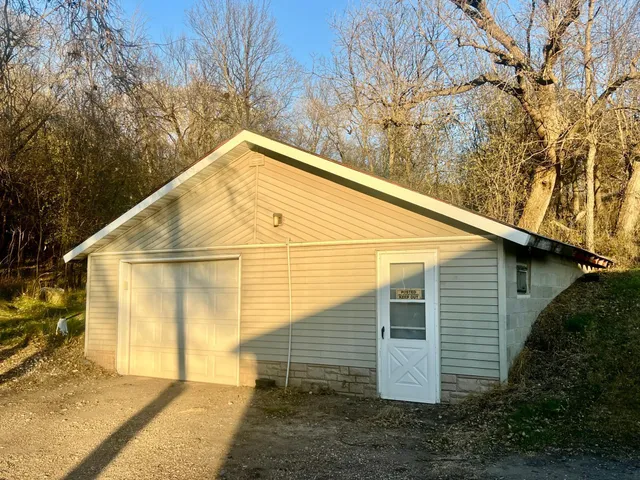 $172,500 | 37988 Highway 7, Ortonville, MN 56278