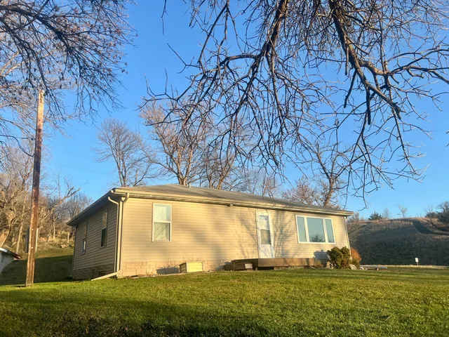 $172,500 | 37988 Highway 7, Ortonville, MN 56278