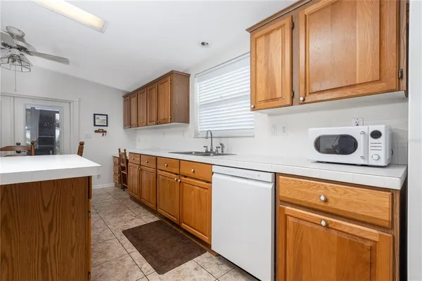 $249,900 | 606 Mooring Lane, Edgewater, FL 32141