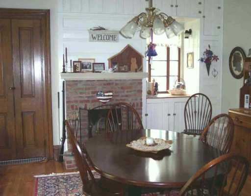 8345 Tanglewood Road Pittsburgh, PA 15237 - Photo 2 of 8 Dining Room.