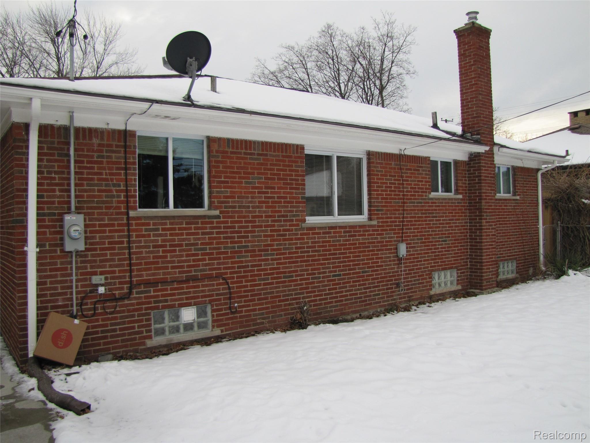 7239 Edward Avenue Center Line, MI 48015 - Photo 28 of 28 exterior 2.JPG