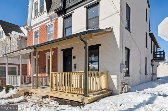 $499,000 | 215 Bridge Street, Mont Clare, PA 19453