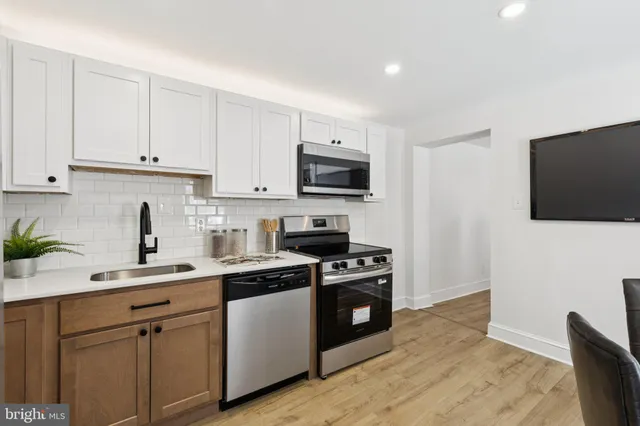 $499,000 | 215 Bridge Street, Mont Clare, PA 19453