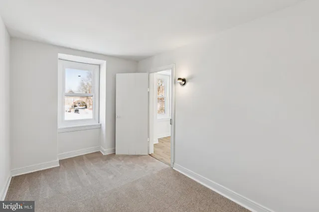 $499,000 | 215 Bridge Street, Mont Clare, PA 19453