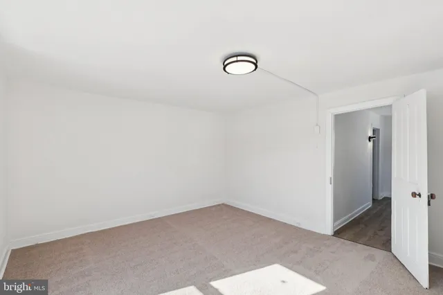 $499,000 | 215 Bridge Street, Mont Clare, PA 19453