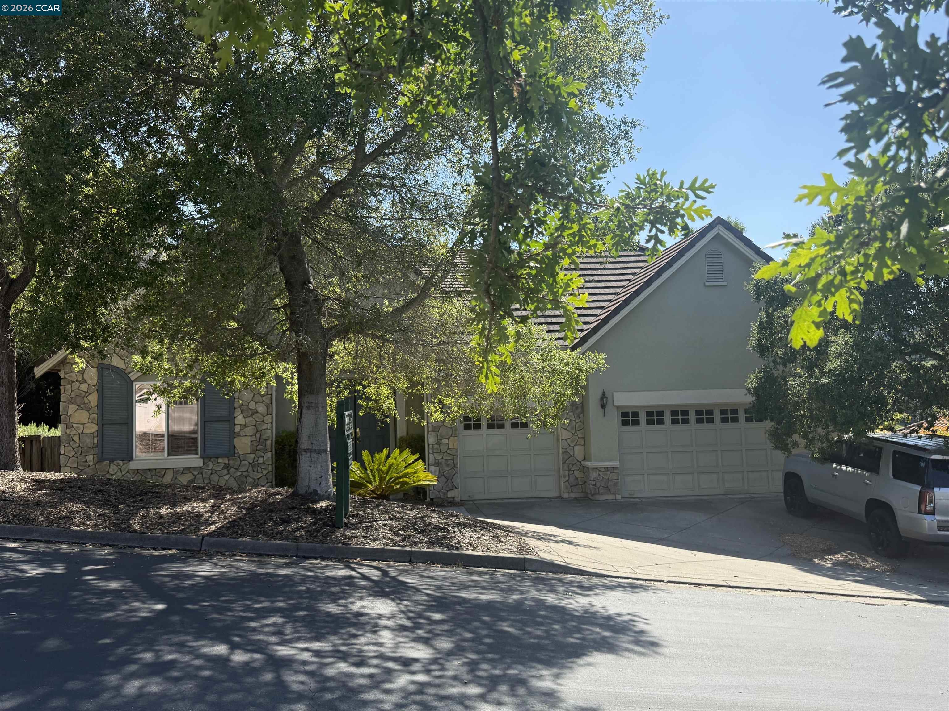 243 Lyndhurst Place San Ramon, CA 94583 - Photo 3 of 8
