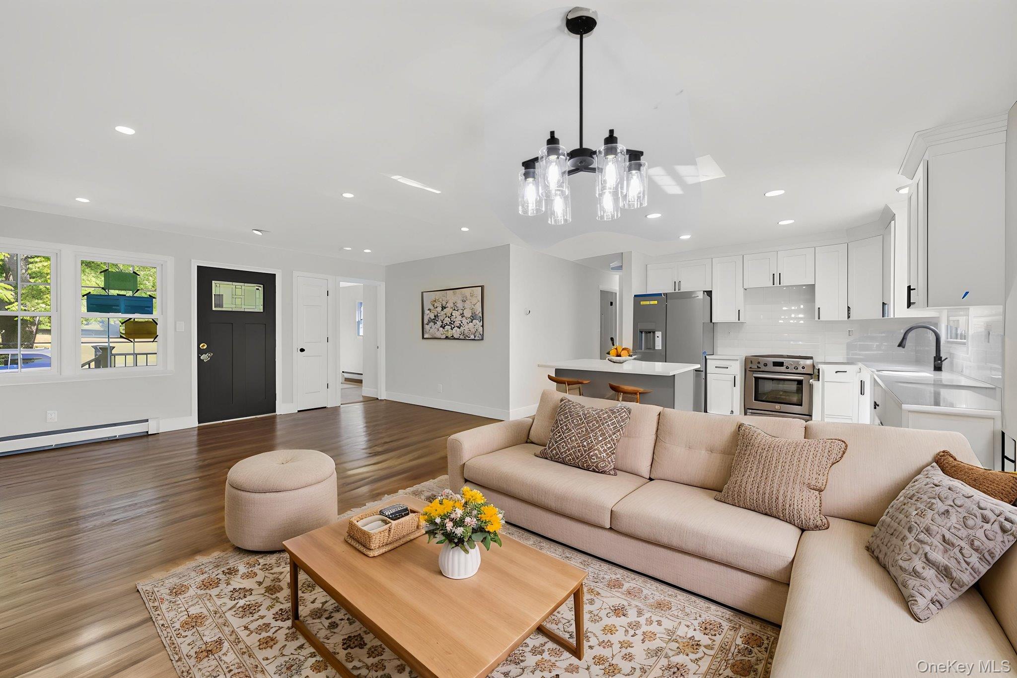 669 Vassar Road Poughkeepsie, NY 12603 - Photo 2 of 23