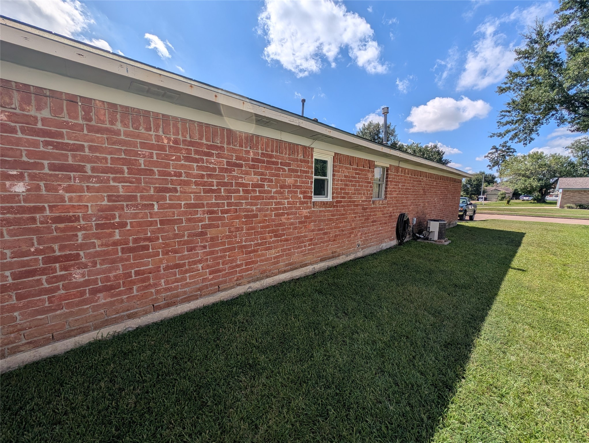9310 Magnolia Ridge Drive Houston, TX 77070 - Photo 6 of 8