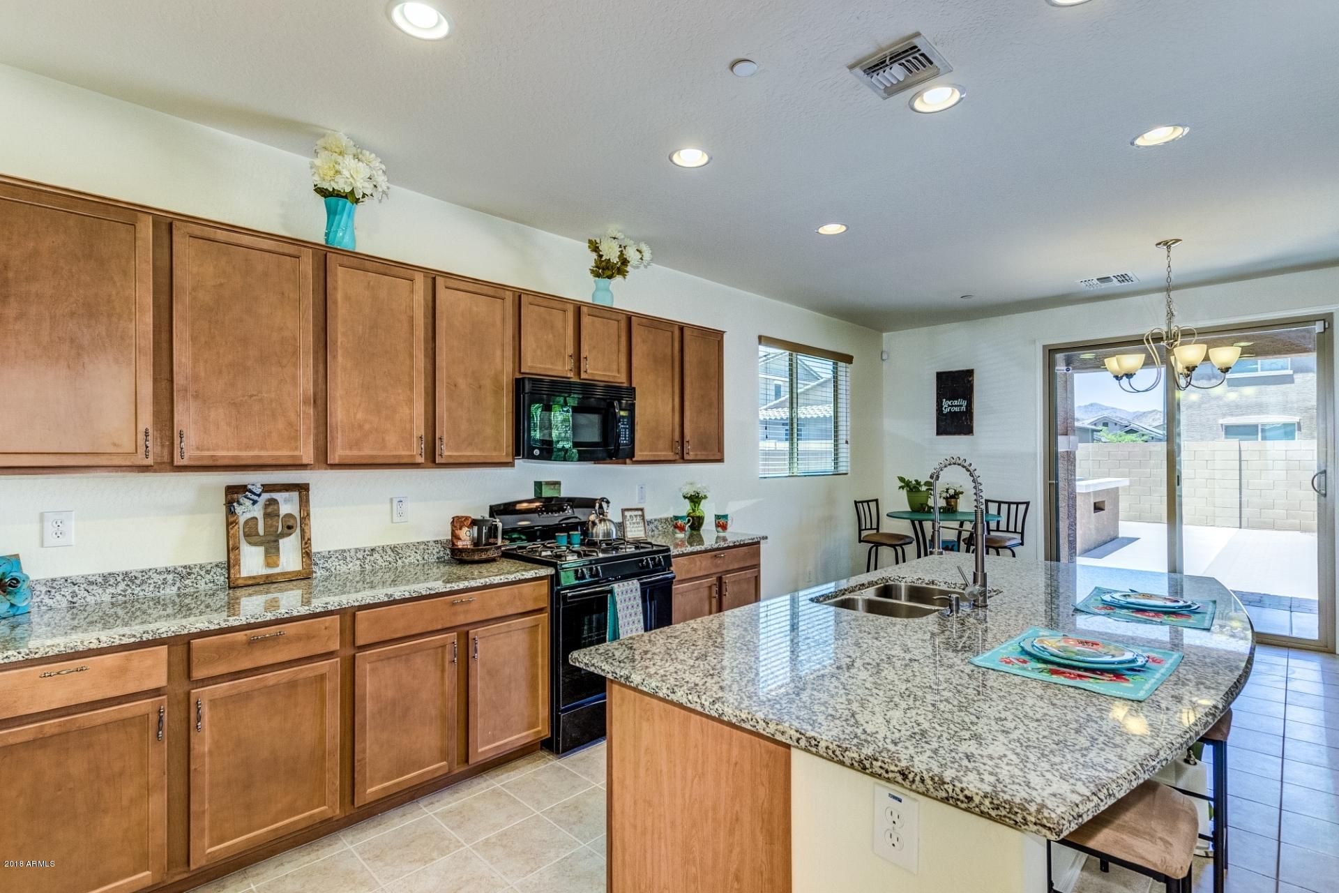 21178 West Coronado Road Buckeye, AZ 85396 - Photo 10 of 44 c10
