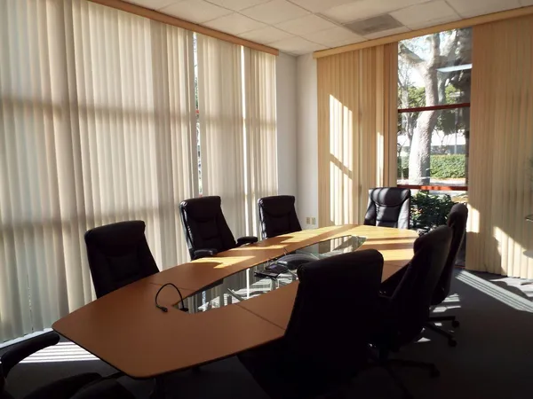 $17 | 3002 North Commerce Parkway, Miramar, FL 33025