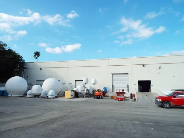 $17 | 3002 North Commerce Parkway, Miramar, FL 33025