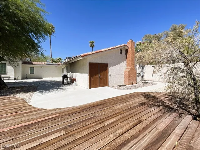 $4,995 | 5328 South Topaz Street, Las Vegas, NV 89120