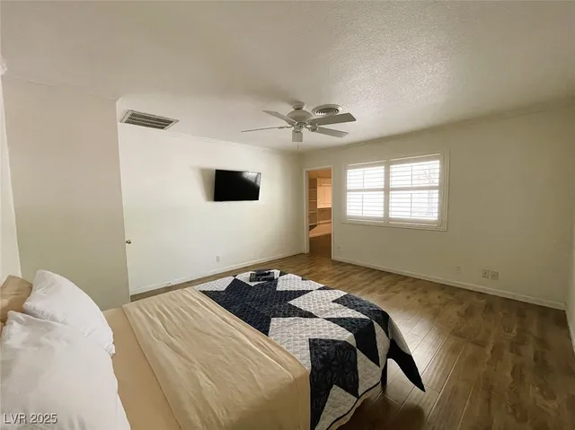 $4,995 | 5328 South Topaz Street, Las Vegas, NV 89120