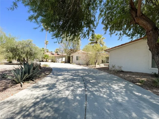 $4,995 | 5328 South Topaz Street, Las Vegas, NV 89120