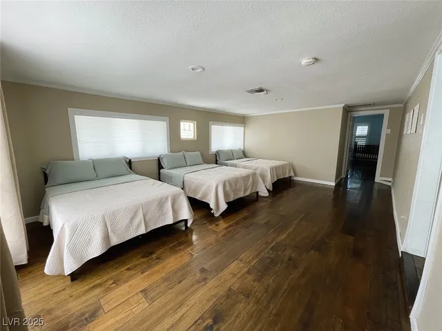 $4,995 | 5328 South Topaz Street, Las Vegas, NV 89120