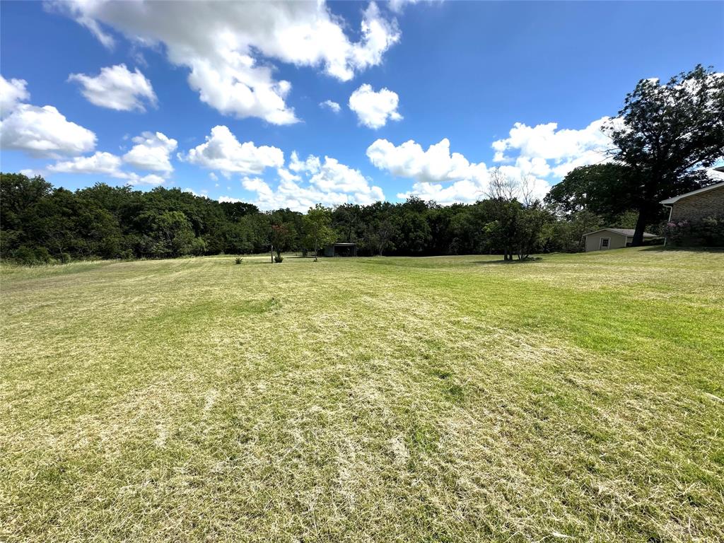 500 Apache Trail Comanche, TX 76442 - Photo 15 of 18 a view of an outdoor space and a yard