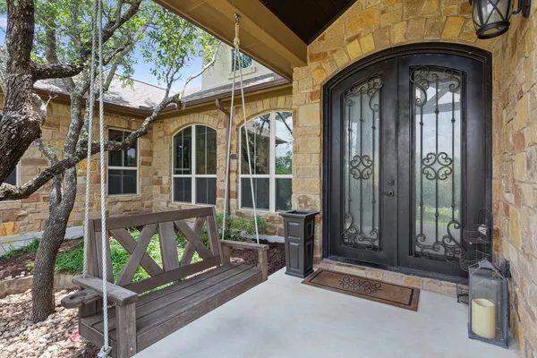 $995,000 | 320 Ridge View Drive, Georgetown, TX 78628