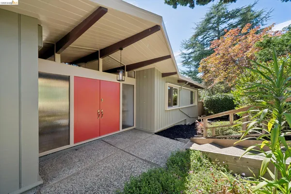$1,295,000 | 6040 Chelton Drive, Oakland, CA 94611