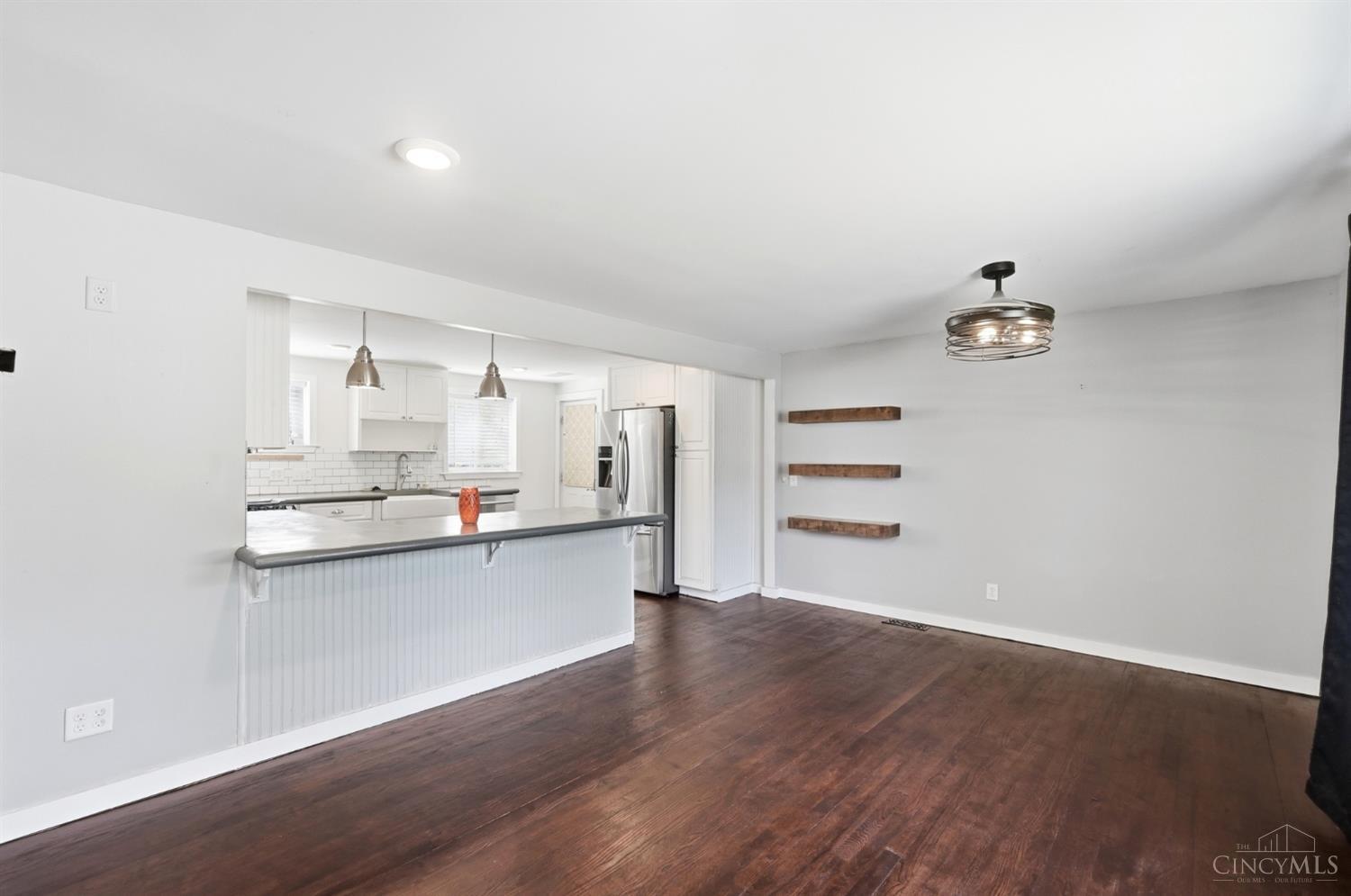 5792 Gaines Road Cincinnati, OH 45247 - Photo 10 of 73