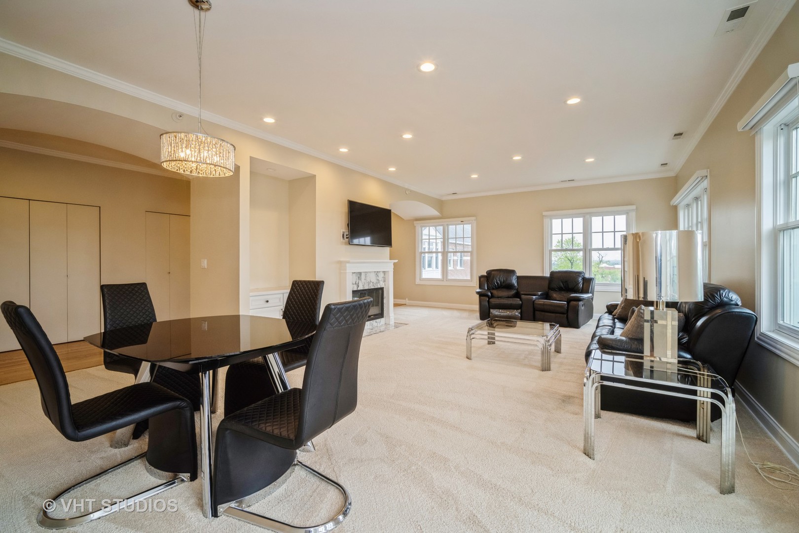 2365 Waukegan Road, Unit 3D Northbrook, IL 60062 - Photo 4 of 21 a living room with furniture and wooden floor