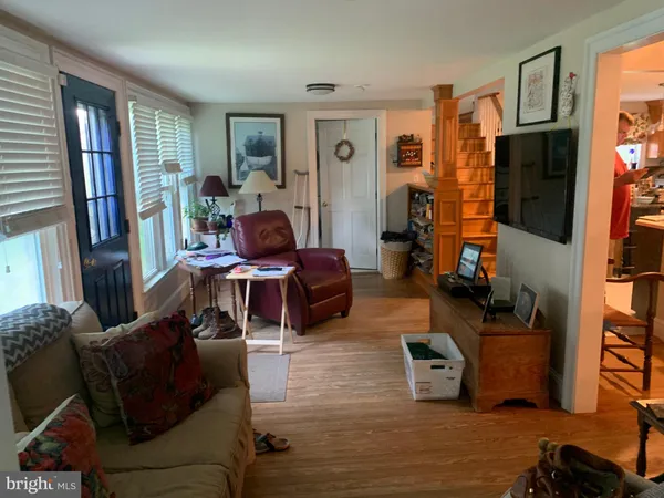 $2,050,000 | 18646 Airport Drive, Melfa, VA 23410