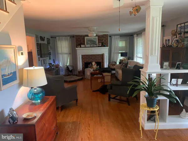 $2,050,000 | 18646 Airport Drive, Melfa, VA 23410