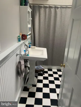 $2,050,000 | 18646 Airport Drive, Melfa, VA 23410